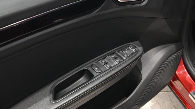 Renault Arkana I с пробегом 2019 года, цена 1 435 000 рублей, 136526 км, внедорожник, Автокод Объявления