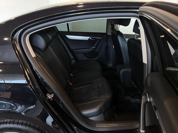 Volkswagen Passat B7 с пробегом 2012 года, цена 1 365 000 рублей, 240051 км, седан, Автокод Объявления