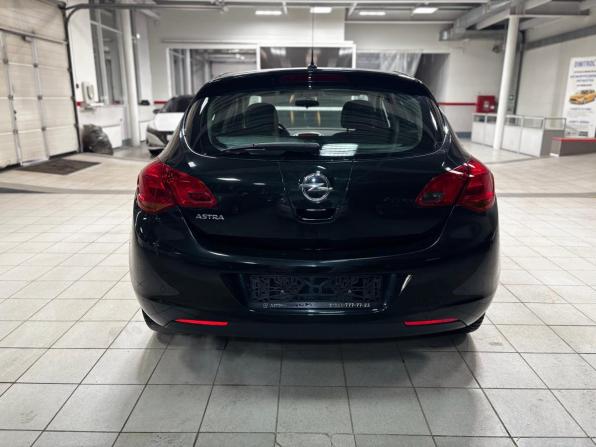 Opel Astra J с пробегом 2011 года, цена 779 000 рублей, 158300 км, хэтчбек, Автокод Объявления