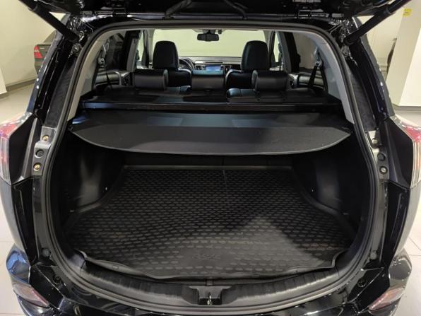 Toyota RAV4 IV (XA40) Рестайлинг с пробегом 2018 года, цена 2 955 000 рублей, 98490 км, внедорожник, Автокод Объявления