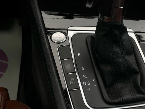 Volkswagen Golf VII с пробегом 2014 года, цена 1 370 000 рублей, 202827 км, хэтчбек, Автокод Объявления