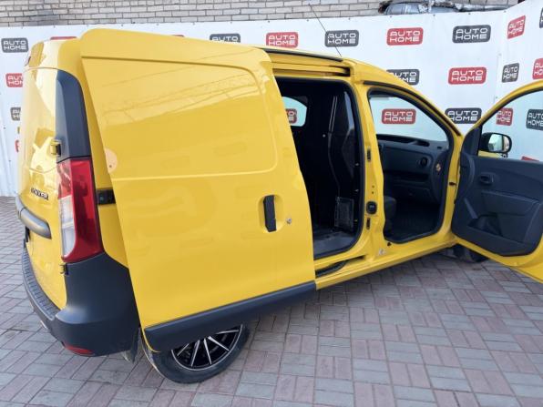 Renault Dokker I с пробегом 2018 года, цена 1 600 000 рублей, 79500 км, фургон, Автокод Объявления