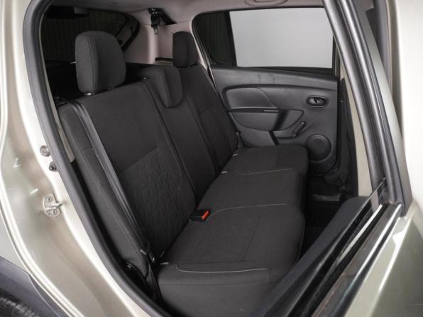 Renault Sandero II с пробегом 2018 года, цена 965 000 рублей, 130262 км, хэтчбек, Автокод Объявления