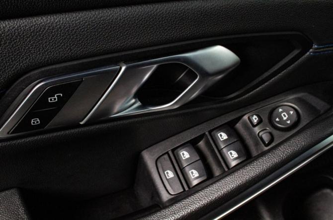 BMW 3 серии VII (G2x) с пробегом 2020 года, цена 3 539 000 рублей, 71000 км, седан, Автокод Объявления