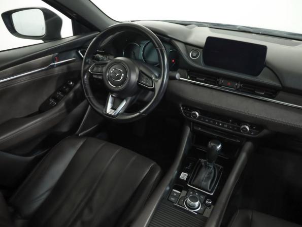 Mazda 6 III (GJ) Рестайлинг 2 с пробегом 2018 года, цена 2 549 000 рублей, 130000 км, седан, Автокод Объявления