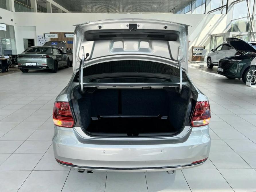 Volkswagen Polo V Рестайлинг Екатеринбург  - изображение 10