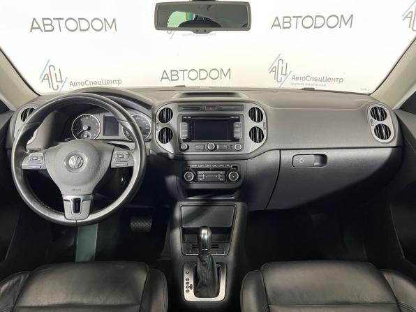Volkswagen Tiguan I Рестайлинг с пробегом 2011 года, цена 1 138 800 рублей, 249919 км, внедорожник, Автокод Объявления