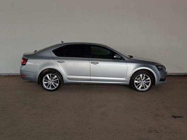 Skoda Octavia III (A7) с пробегом 2017 года, цена 1 550 000 рублей, 189375 км, лифтбек, Автокод Объявления