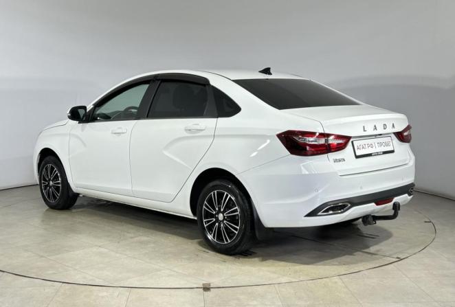 Lada (ВАЗ) Vesta I Рестайлинг (NG) с пробегом 2024 года, цена 1 210 000 рублей, 34669 км, седан, Автокод Объявления