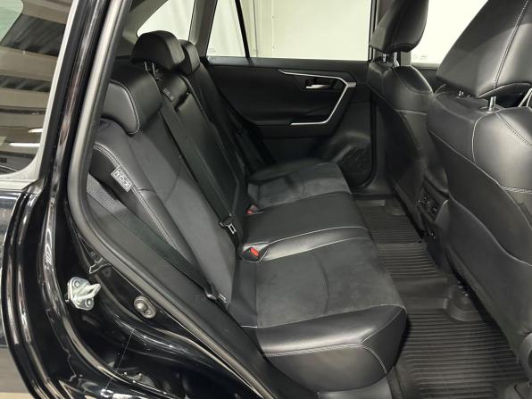 Toyota RAV4 V (XA50) с пробегом 2021 года, цена 3 500 000 рублей, 97842 км, внедорожник, Автокод Объявления