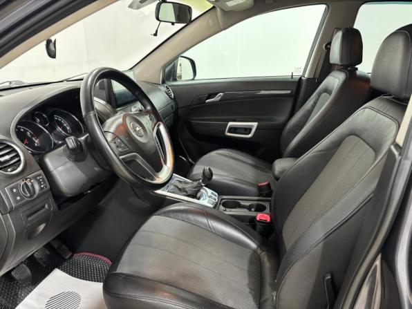 Opel Antara I Рестайлинг с пробегом 2014 года, цена 920 000 рублей, 176978 км, внедорожник, Автокод Объявления