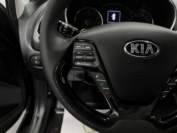 Kia Cerato III Рестайлинг (Classic) с пробегом 2017 года, цена 1 295 000 рублей, 179242 км, седан, Автокод Объявления