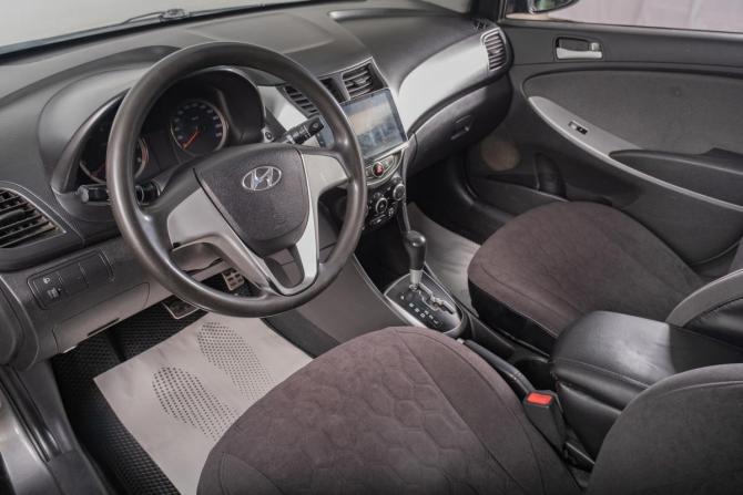 Hyundai Solaris I с пробегом 2014 года, цена 839 000 рублей, 251000 км, седан, Автокод Объявления