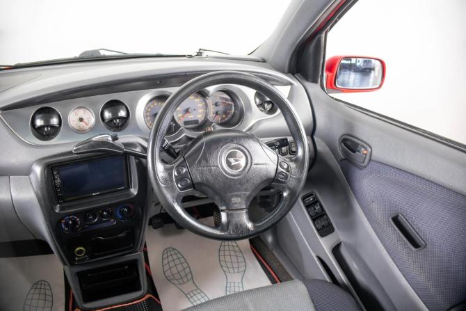 Daihatsu YRV I с пробегом 2000 года, цена 429 000 рублей, 295265 км, компактвэн, Автокод Объявления