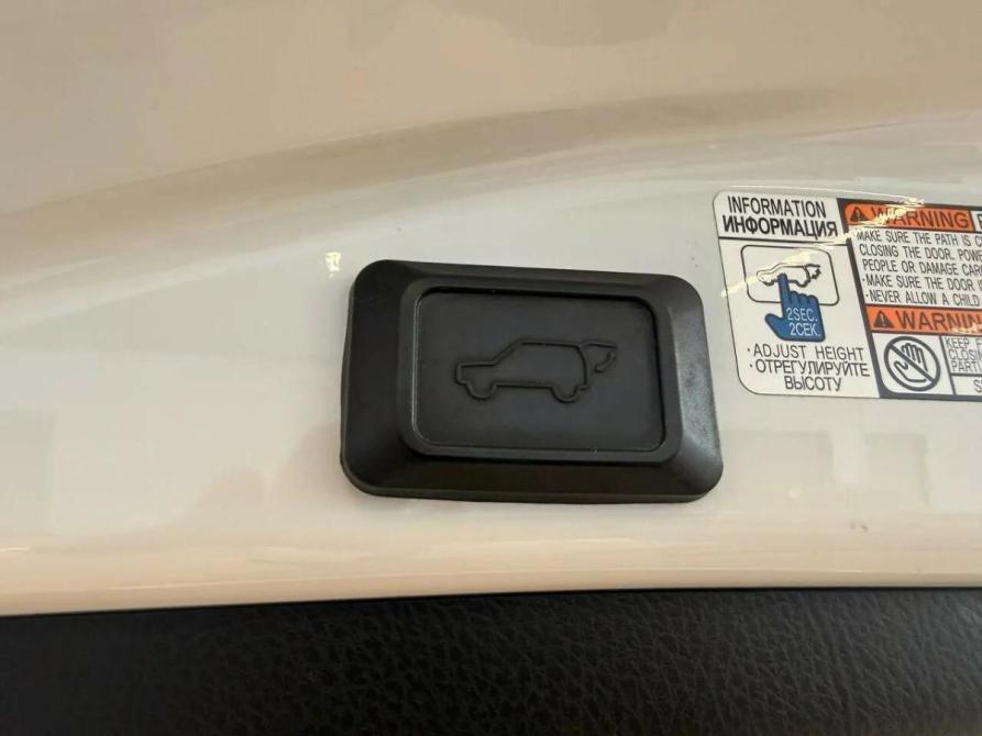 Toyota RAV4 IV (XA40) Рестайлинг Калининград  - изображение 30