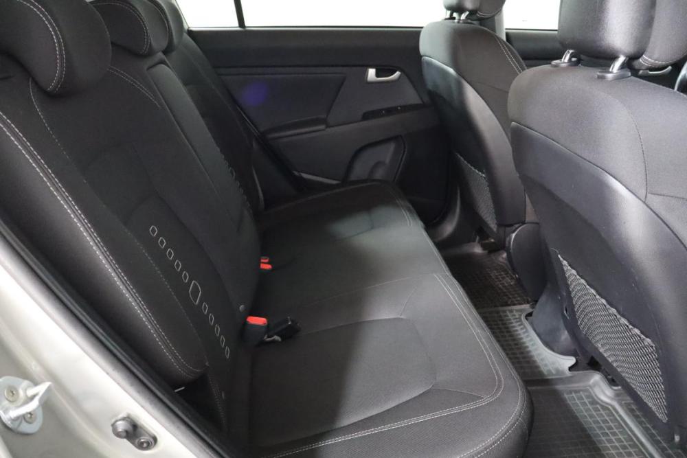 Kia Sportage III Рестайлинг Санкт-Петербург  - изображение 12