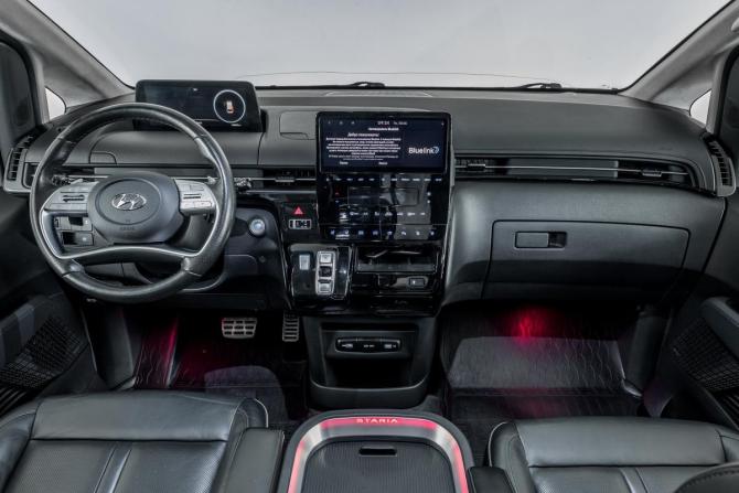 Hyundai Staria I с пробегом 2022 года, цена 4 059 000 рублей, 158058 км, минивэн, Автокод Объявления
