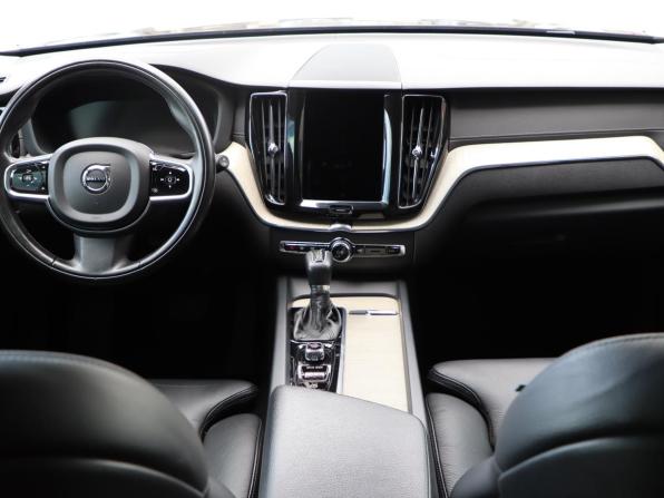 Volvo XC60 II с пробегом 2021 года, цена 3 590 000 рублей, 123157 км, внедорожник, Автокод Объявления