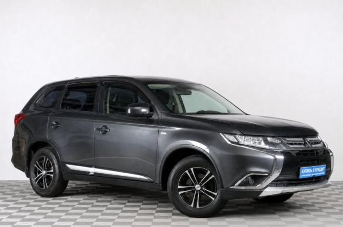 Mitsubishi Outlander III Рестайлинг с пробегом 2018 года, цена 1 729 000 рублей, 184000 км, внедорожник, Автокод Объявления