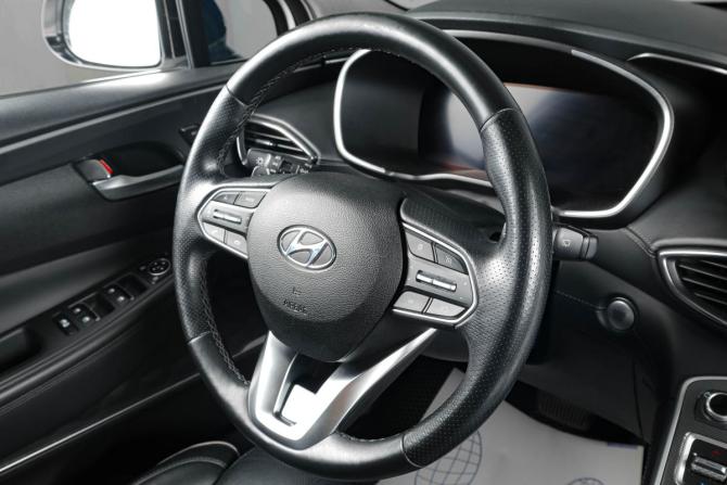 Hyundai Santa Fe IV Рестайлинг с пробегом 2022 года, цена 3 649 000 рублей, 131000 км, внедорожник, Автокод Объявления