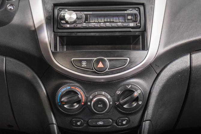 Hyundai Solaris I Рестайлинг с пробегом 2014 года, цена 859 000 рублей, 156000 км, седан, Автокод Объявления