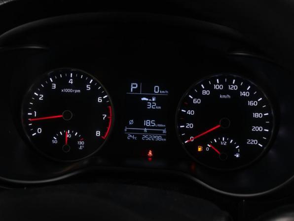 Kia Rio IV с пробегом 2018 года, цена 1 070 000 рублей, 252298 км, седан, Автокод Объявления