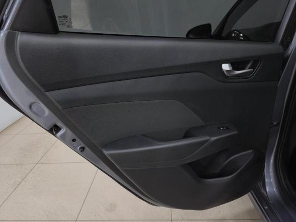 Hyundai Solaris II с пробегом 2019 года, цена 1 425 000 рублей, 102570 км, седан, Автокод Объявления