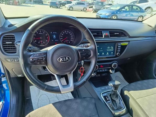 Kia Rio IV с пробегом 2018 года, цена 1 684 995 рублей, 49152 км, хэтчбек, Автокод Объявления