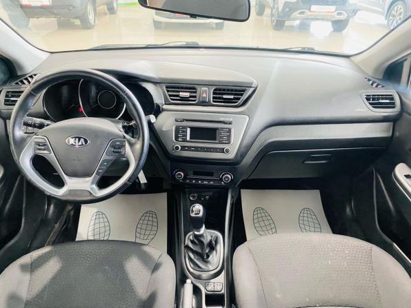 Kia Rio III Рестайлинг с пробегом 2016 года, цена 1 199 000 рублей, 42000 км, хэтчбек, Автокод Объявления