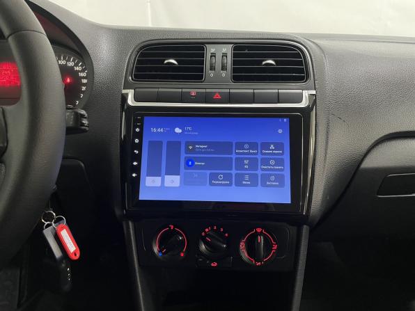Volkswagen Polo V с пробегом 2013 года, цена 660 000 рублей, 120015 км, седан, Автокод Объявления