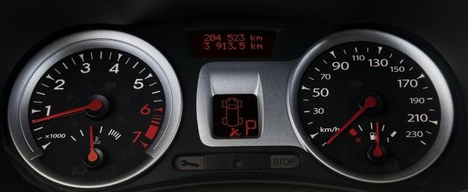 Renault Clio III Рестайлинг с пробегом 2010 года, цена 570 000 рублей, 204520 км, хэтчбек, Автокод Объявления