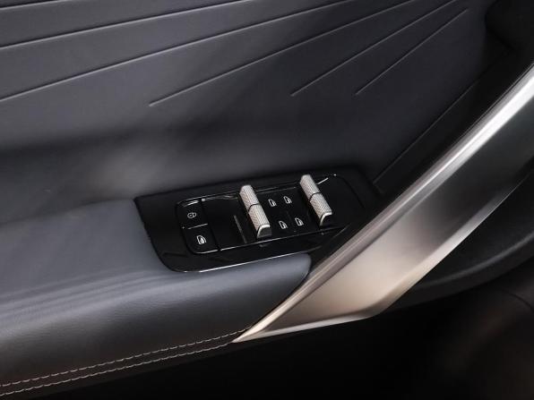 Geely Atlas II с пробегом 2024 года, цена 3 210 000 рублей, 2570 км, внедорожник, Автокод Объявления
