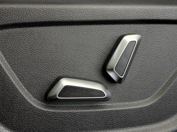 Geely Coolray I с пробегом 2023 года, цена 1 900 000 рублей, 58201 км, внедорожник, Автокод Объявления