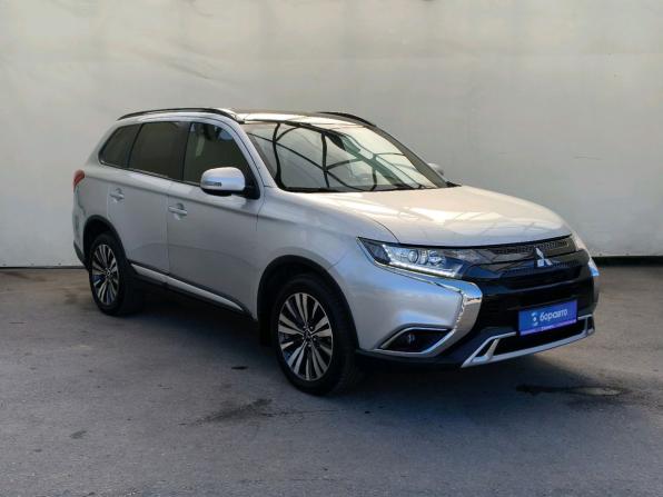 Mitsubishi Outlander III Рестайлинг 3 с пробегом 2019 года, цена 1 900 000 рублей, 174896 км, внедорожник, Автокод Объявления
