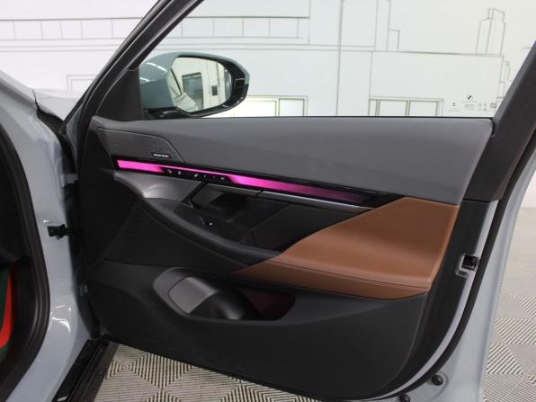 BMW 5 серии VIII (G60/G61/G68) с пробегом 2024 года, цена 7 250 000 рублей, 42000 км, седан, Автокод Объявления