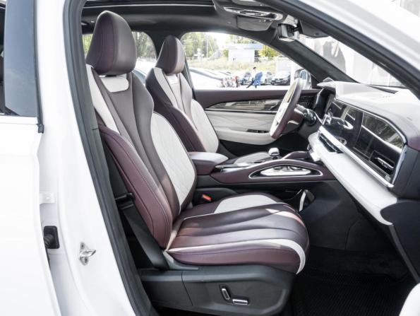 Geely Monjaro I с пробегом 2023 года, цена 3 412 500 рублей, 12068 км, внедорожник, Автокод Объявления