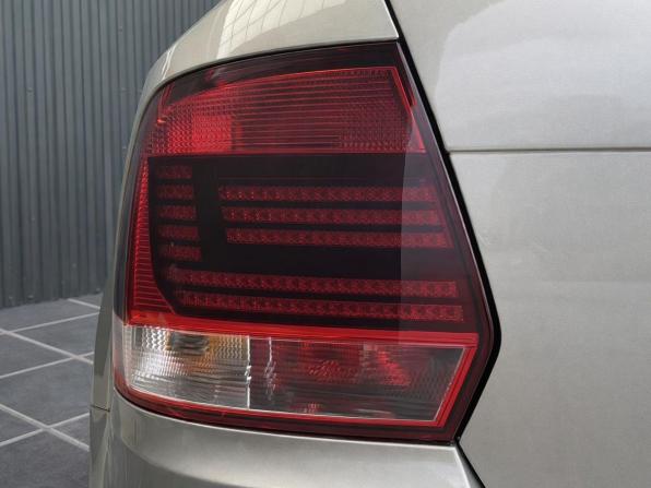 Volkswagen Polo V Рестайлинг с пробегом 2015 года, цена 937 000 рублей, 109373 км, седан, Автокод Объявления