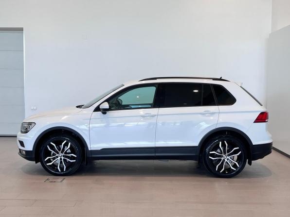 Volkswagen Tiguan II с пробегом 2020 года, цена 2 800 000 рублей, 44932 км, внедорожник, Автокод Объявления