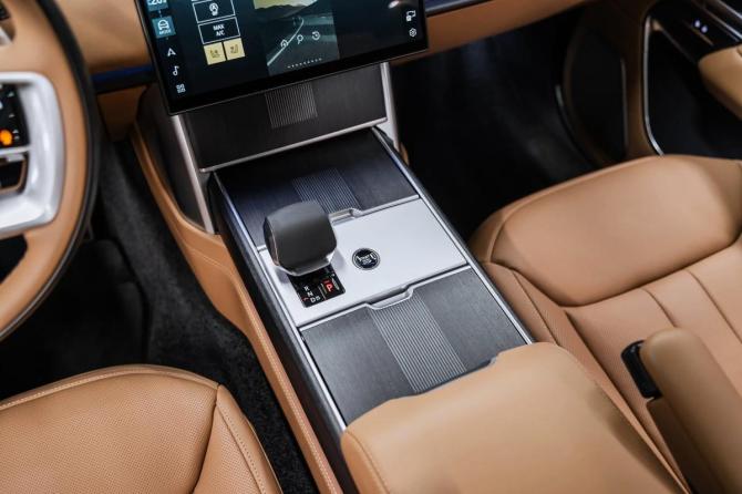 Новый Land Rover Range Rover V 2025 года, цена 23 490 000 рублей, внедорожник, Автокод Объявления