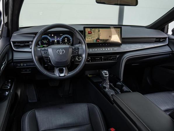 Toyota Camry IX (XV80) China Market с пробегом 2024 года, цена 3 770 000 рублей, 28153 км, седан, Автокод Объявления