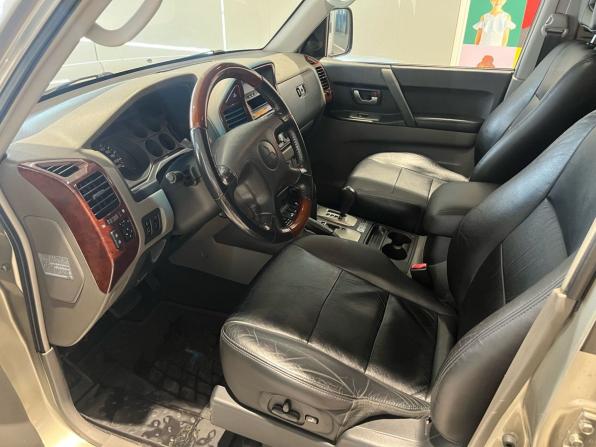 Mitsubishi Pajero III Рестайлинг с пробегом 2004 года, цена 999 000 рублей, 166476 км, внедорожник, Автокод Объявления