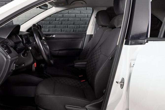 Skoda Rapid II с пробегом 2021 года, цена 1 700 000 рублей, 112909 км, лифтбек, Автокод Объявления