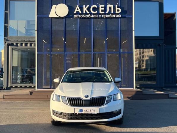Skoda Octavia III (A7) Рестайлинг с пробегом 2018 года, цена 1 599 000 рублей, 117000 км, лифтбек, Автокод Объявления