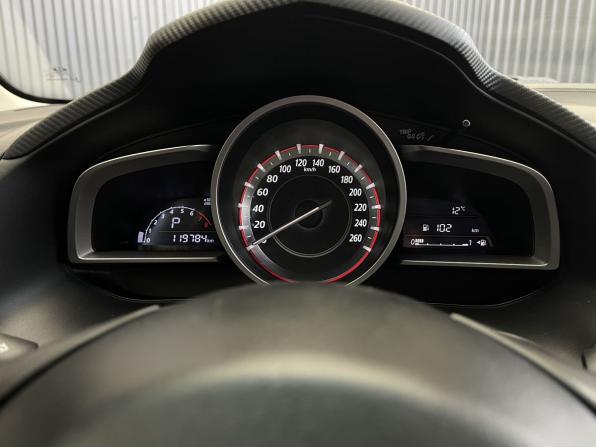 Mazda 3 III (BM) с пробегом 2014 года, цена 1 347 000 рублей, 119784 км, седан, Автокод Объявления
