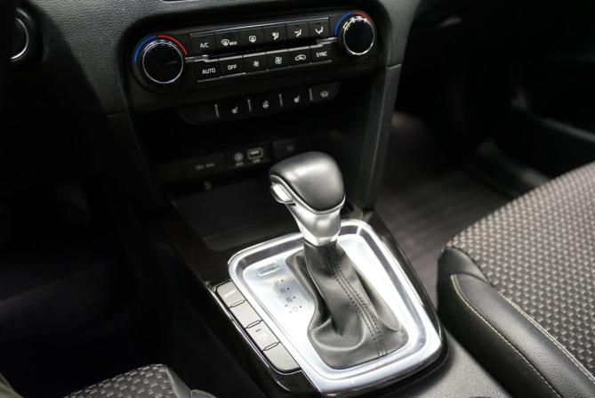 Kia Ceed III с пробегом 2019 года, цена 1 865 000 рублей, 127000 км, хэтчбек, Автокод Объявления