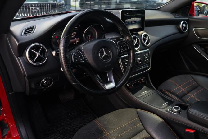 Mercedes-Benz CLA I (C117 X117) с пробегом 2015 года, цена 1 630 000 рублей, 117742 км, седан, Автокод Объявления