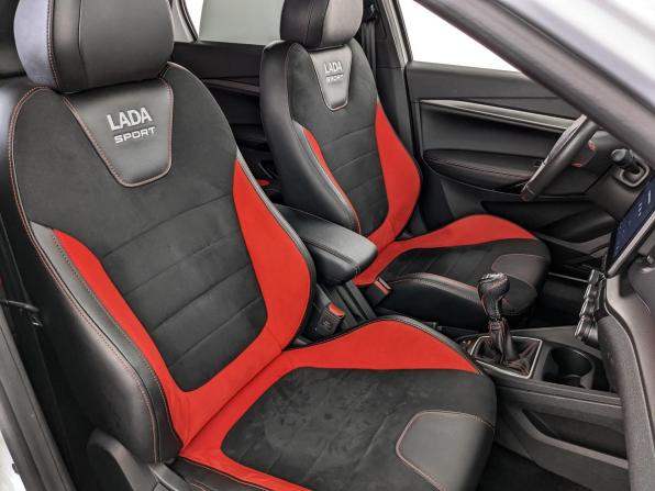 Lada (ВАЗ) Vesta I Рестайлинг (NG) с пробегом 2024 года, цена 1 599 000 рублей, 32950 км, универсал, Автокод Объявления