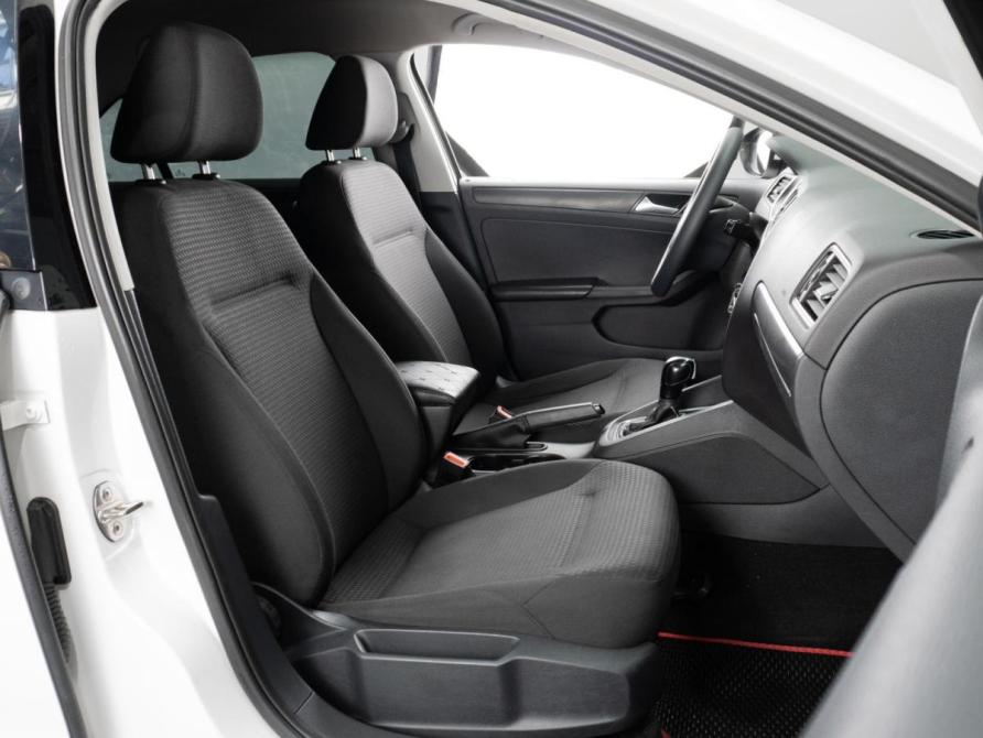 Volkswagen Jetta VI Рестайлинг Тюмень  - изображение 8