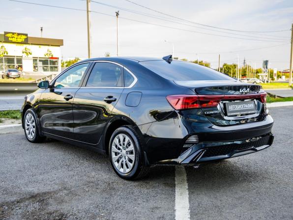 Kia Cerato IV Рестайлинг с пробегом 2022 года, цена 2 198 000 рублей, 99299 км, седан, Автокод Объявления