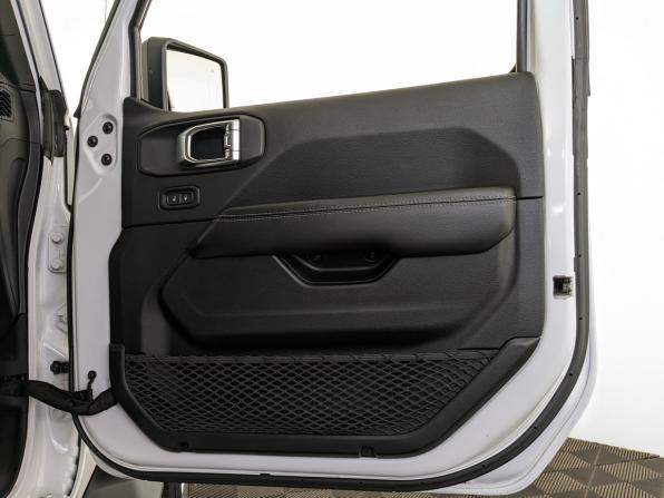 Jeep Wrangler IV (JL) с пробегом 2018 года, цена 3 600 000 рублей, 94416 км, внедорожник, Автокод Объявления